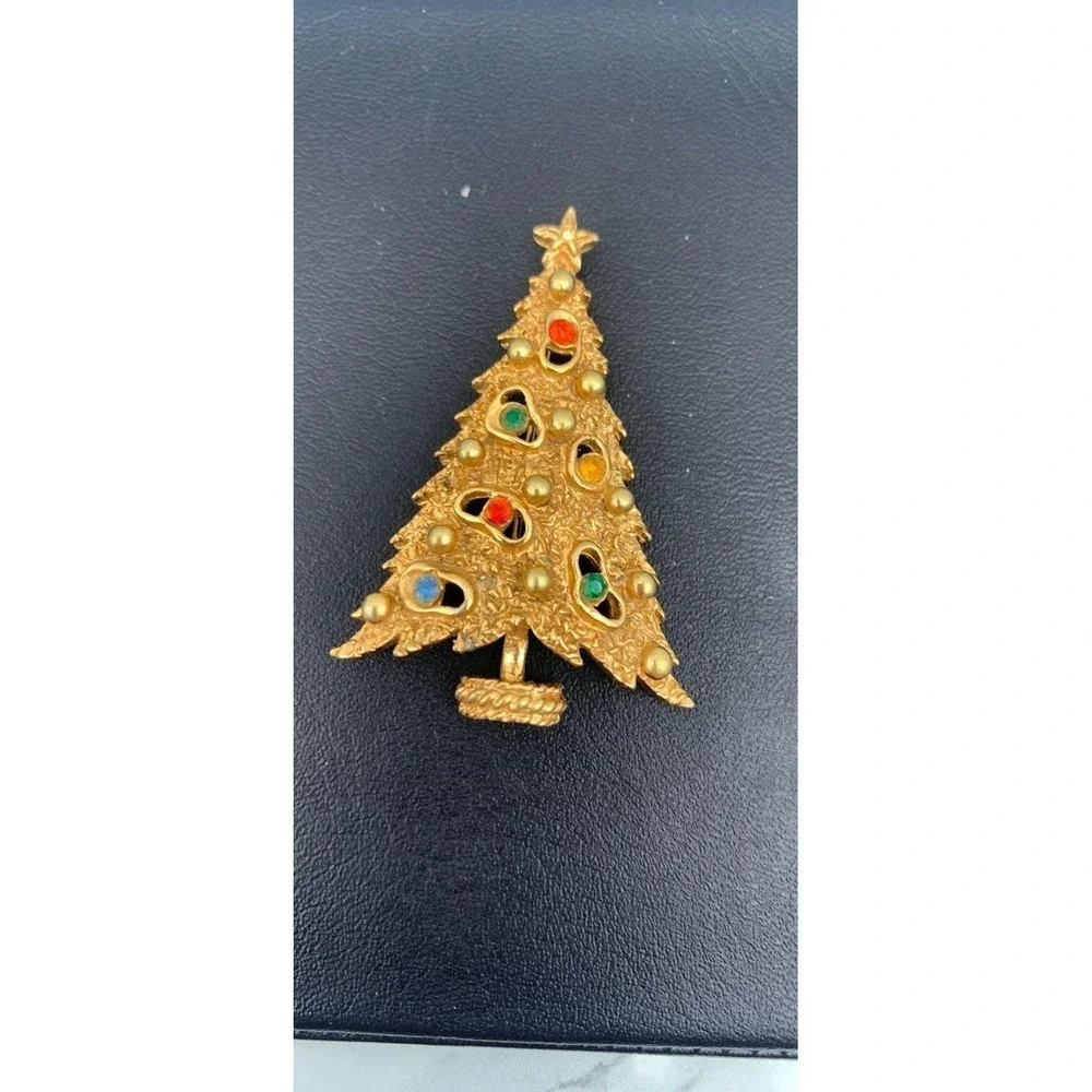 Vintage ART Arthur Pepper Gold Tone & Colorful Rhinestones Christmas Tree Brooch